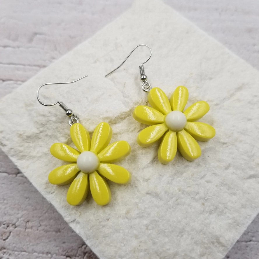 Daisy earrings